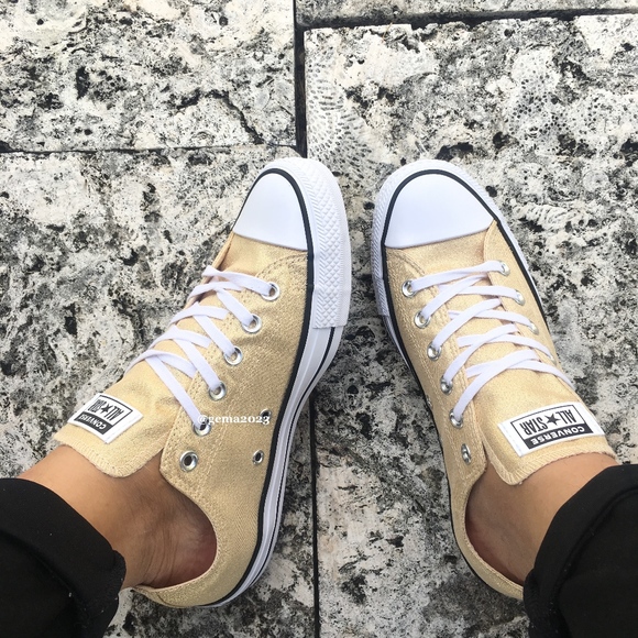 Women's Converse Chuck Taylor All Star 9 - Picture 5 of 8